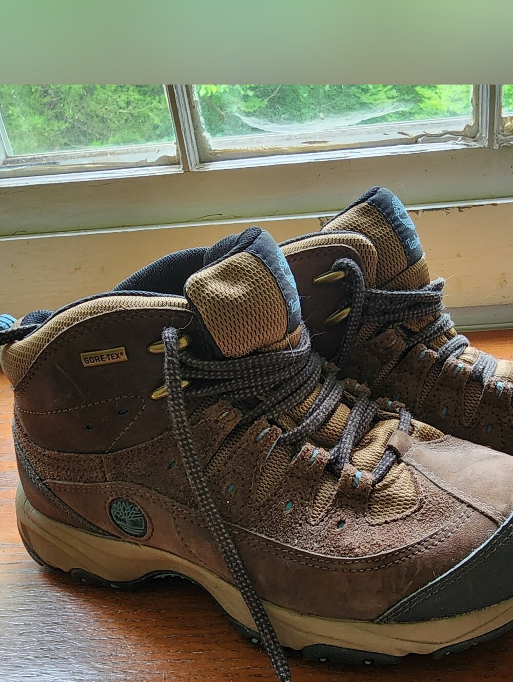 Back To School Sale! Timberland Chocorua Women's 8 Waterproof Trail Hiking Boots